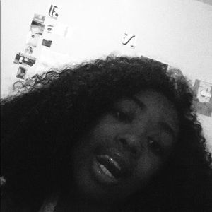 Meet your Posher, Njarie